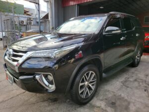 2017 Toyota Fortuner 2.4 V 96K KM Diesel A/T