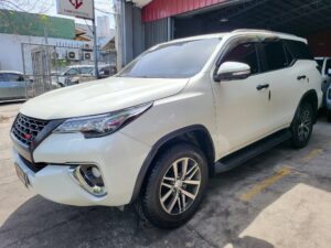 2017 Toyota Fortuner 2.4 V Diesel 102K KM A/T