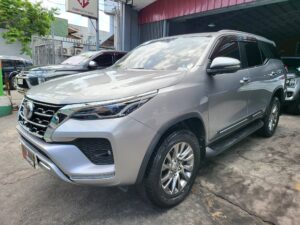2021 Toyota Fortuner 2.8 Q Diesel 63K KM Casa Maintained A/T